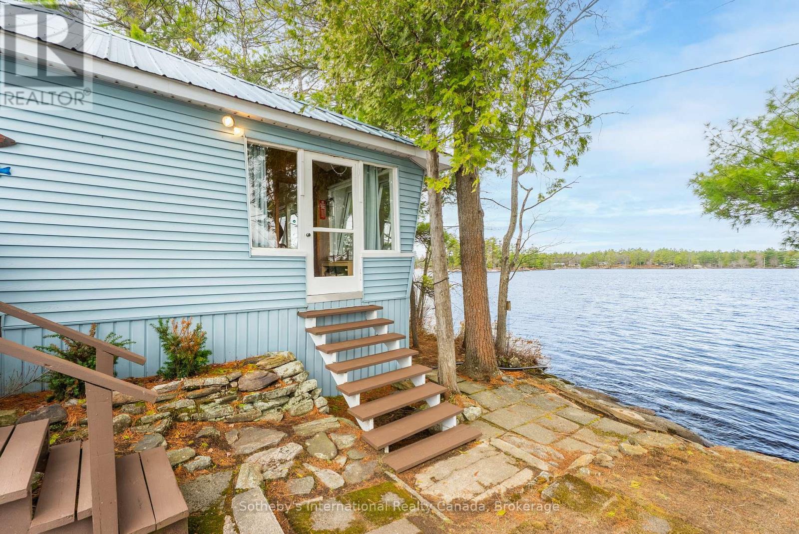 1 1KL - RETLAW ISLAND KAHSHE LAKE - 30