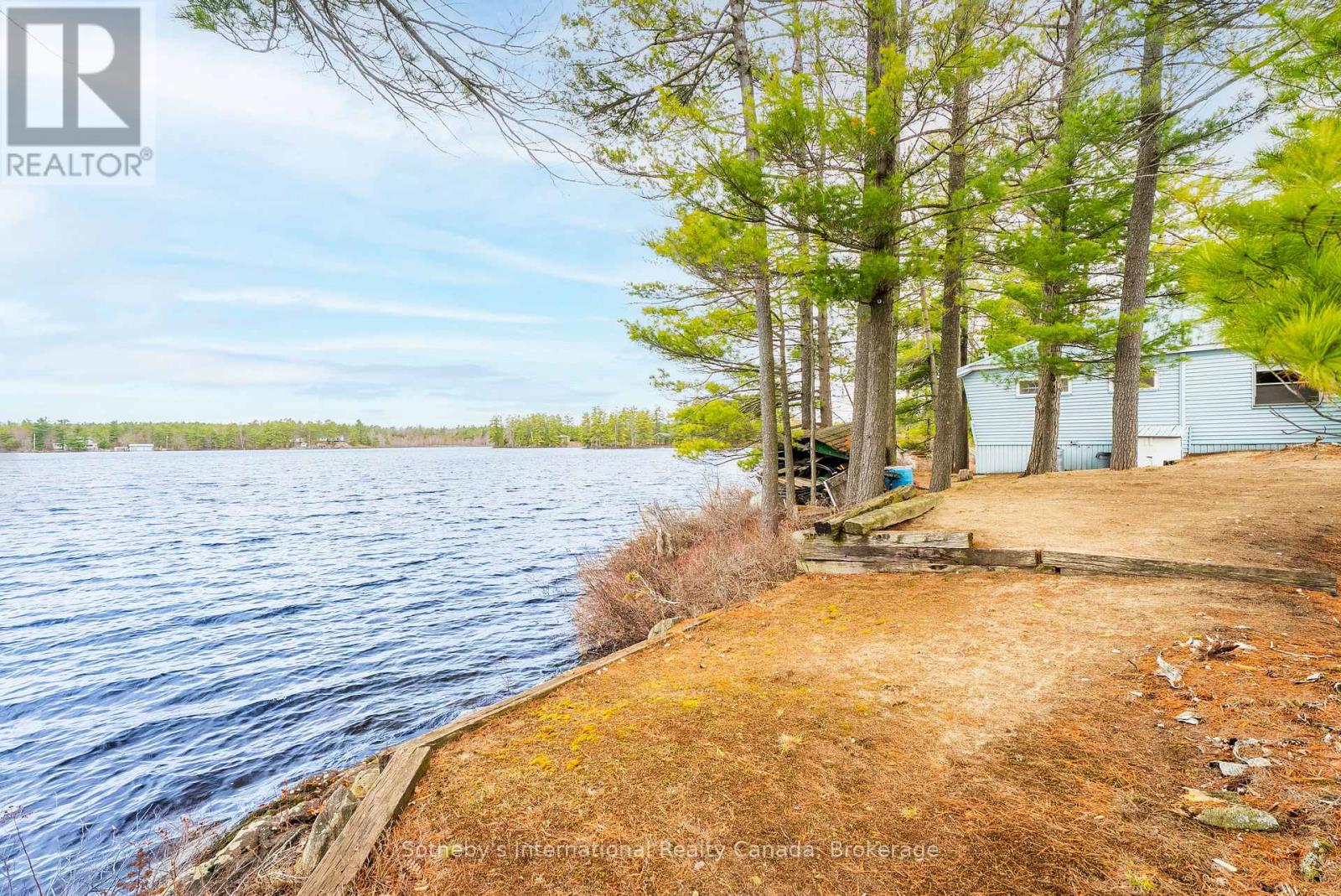 1 1KL - RETLAW ISLAND KAHSHE LAKE - 36