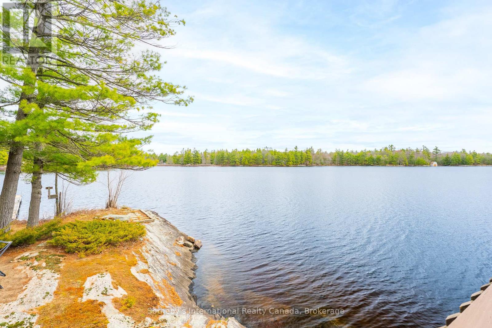 1 1KL - RETLAW ISLAND KAHSHE LAKE - 43