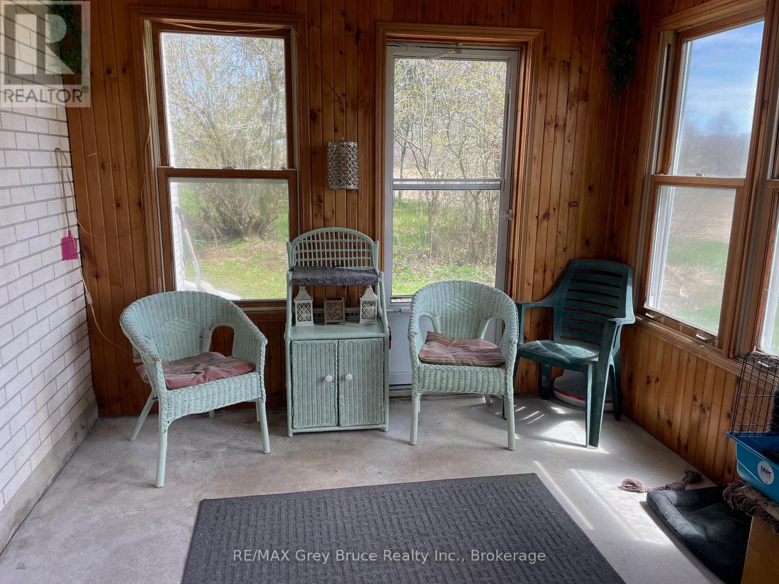 236857 2A CONCESSION - 26