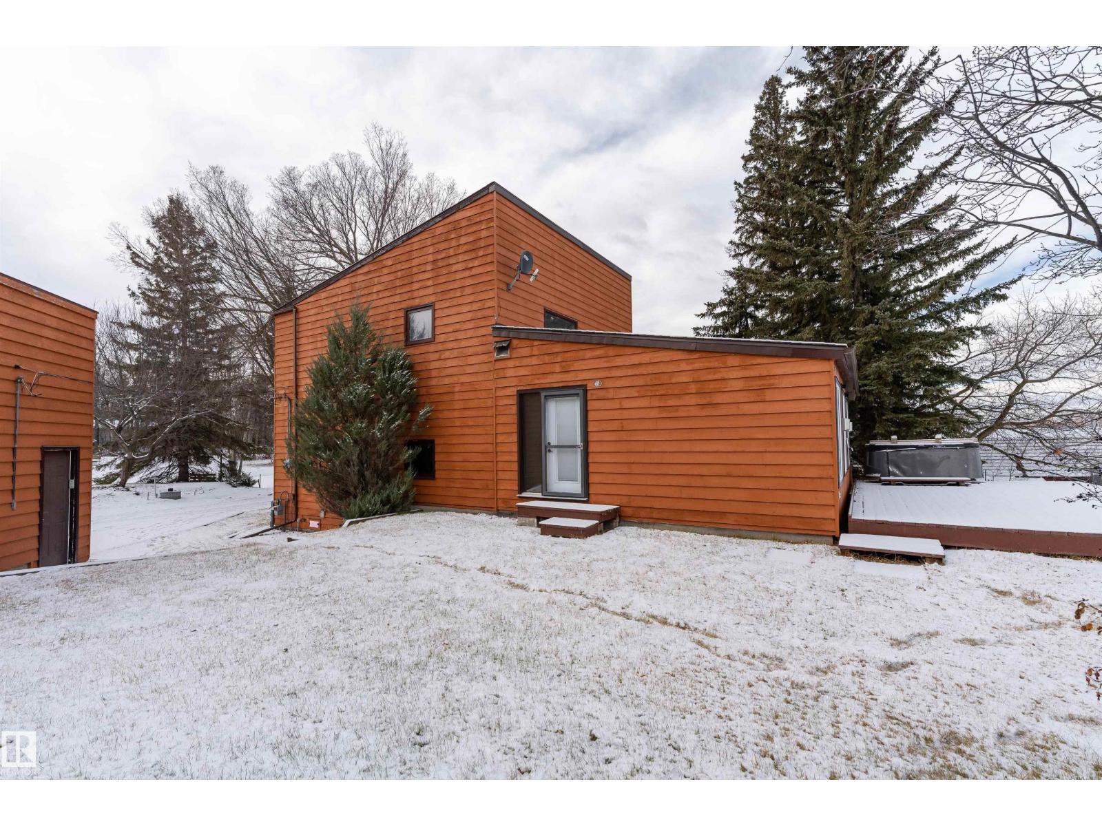 #209 51268 RGE ROAD 204, Rural Strathcona County
