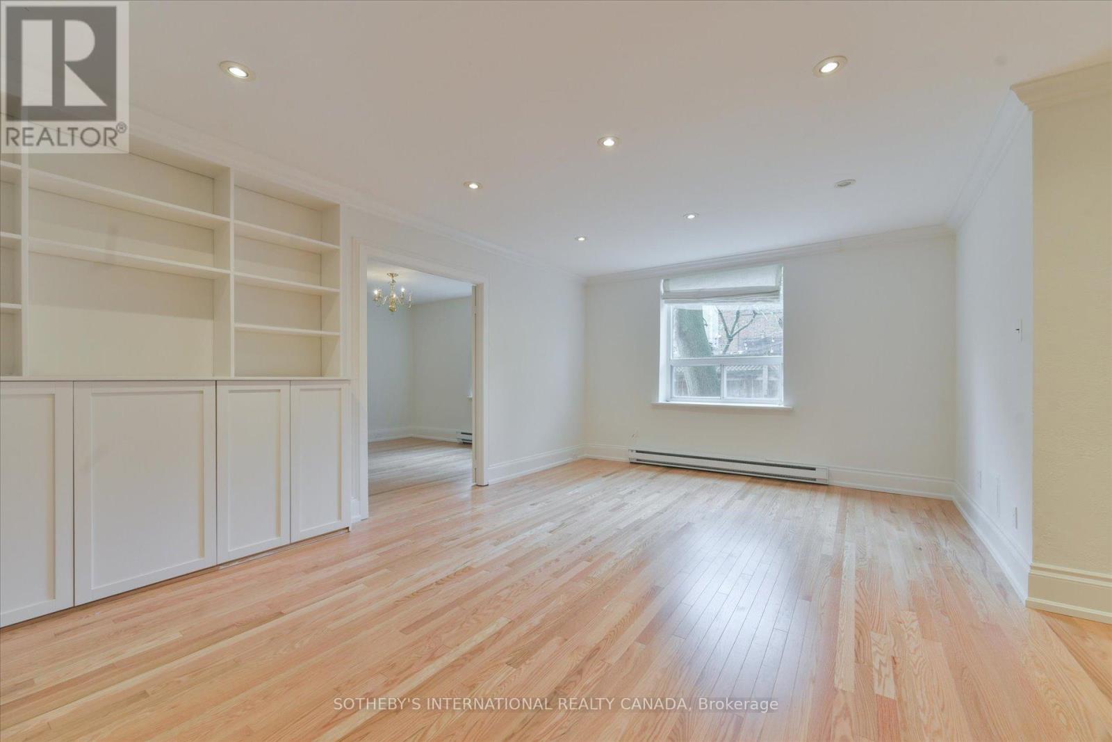 #106 100 ORIOLE PARKWAY - 13