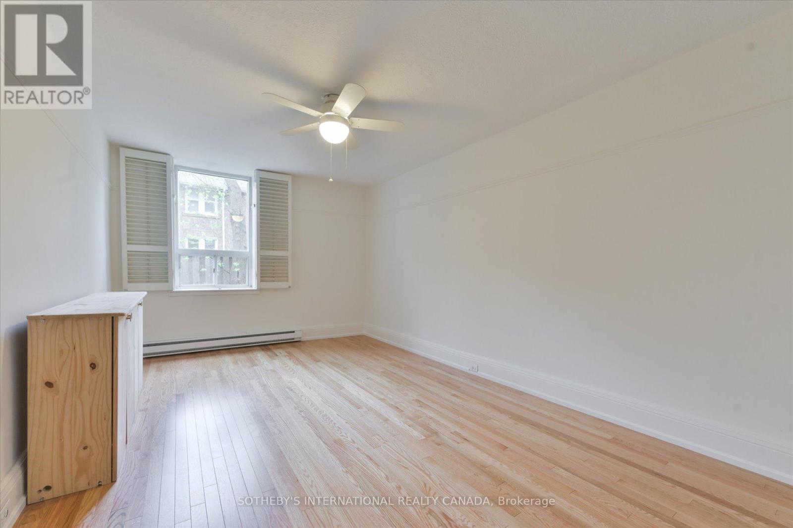 #106 100 ORIOLE PARKWAY - 19