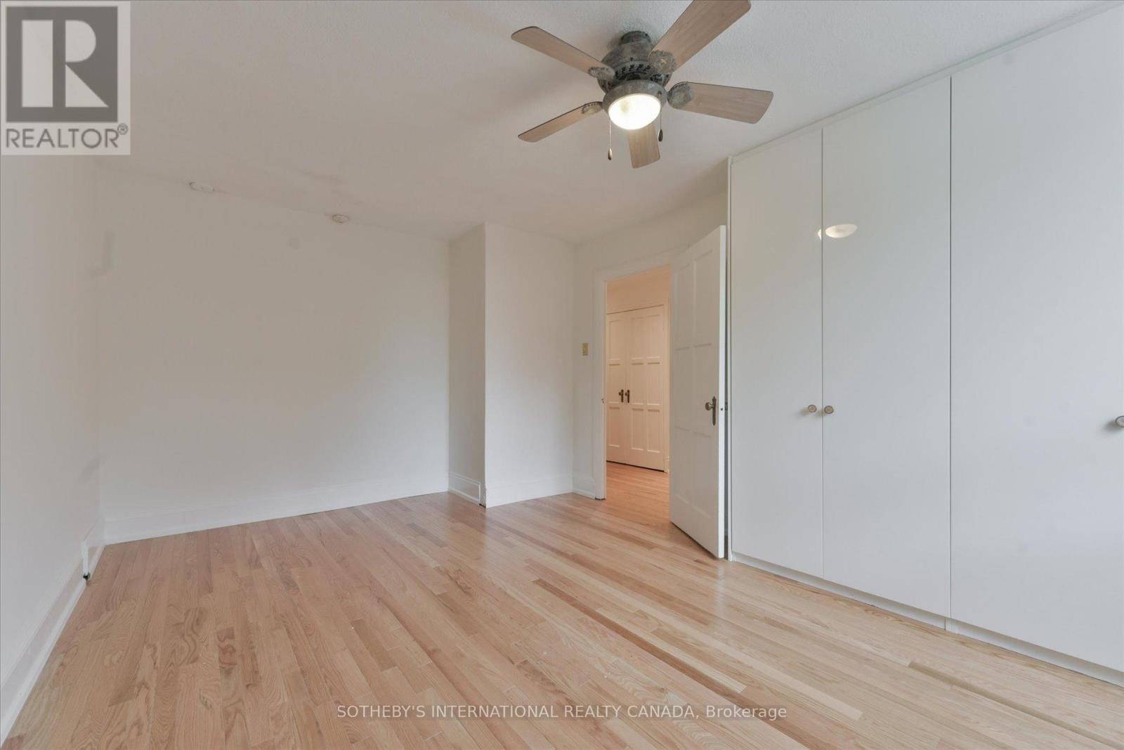 #106 100 ORIOLE PARKWAY - 24