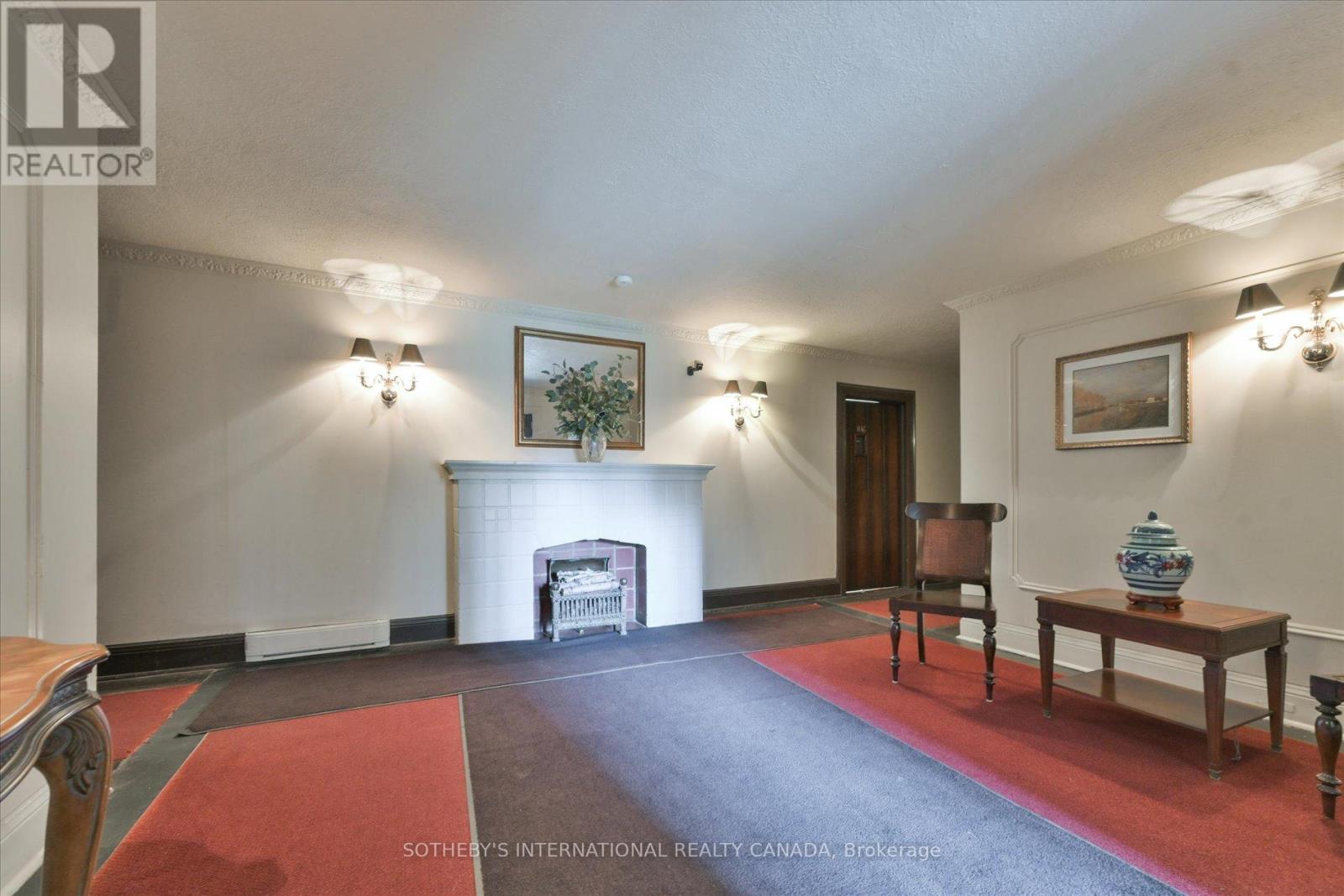 #106 100 ORIOLE PARKWAY - 32