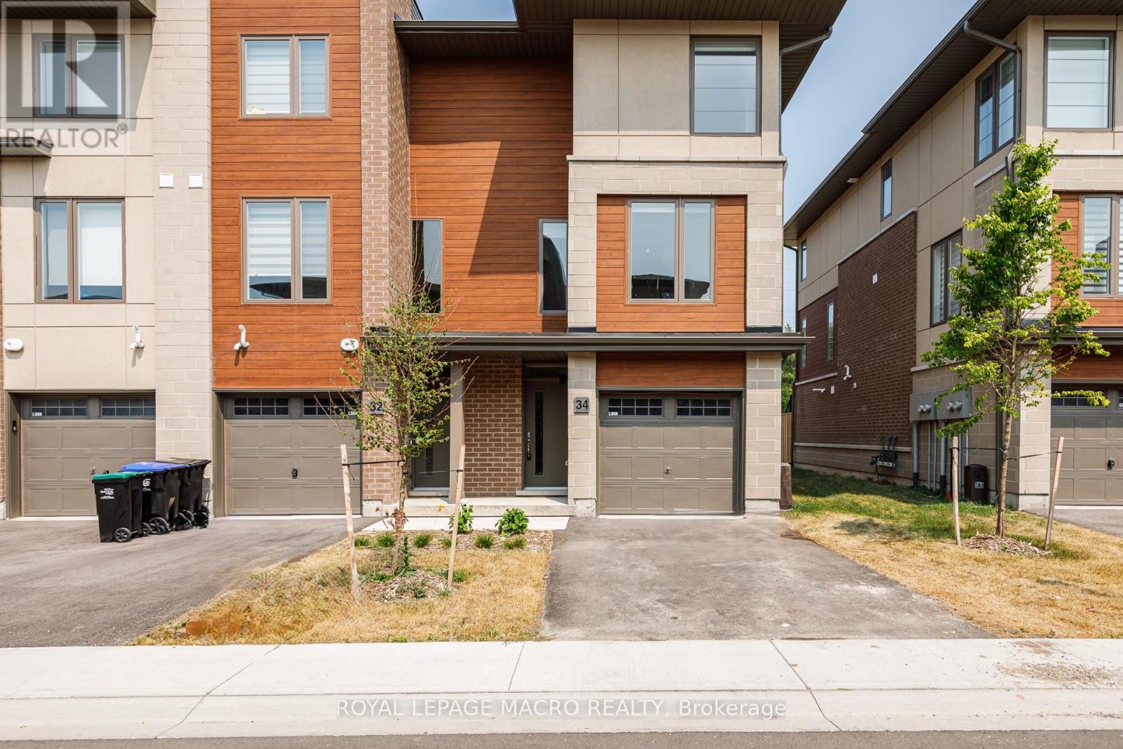 34 WINTERS CRESCENT - 1