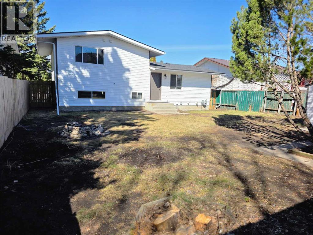 4108 53 Avenue, Innisfail