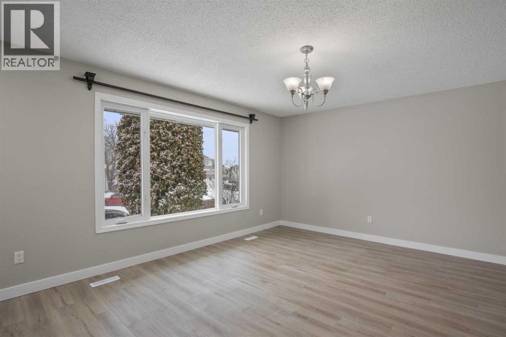 4108 53 Avenue, Innisfail