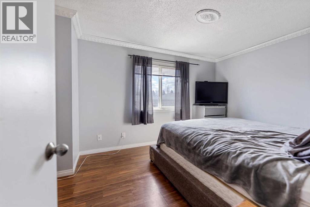 15 Erin Green Way SE - 22