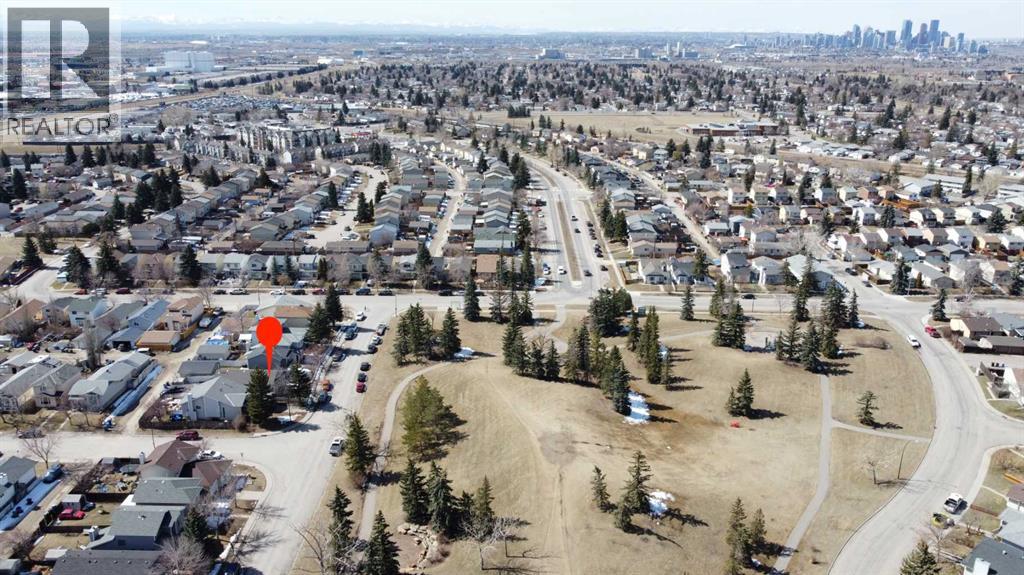 15 Erin Green Way SE - 40
