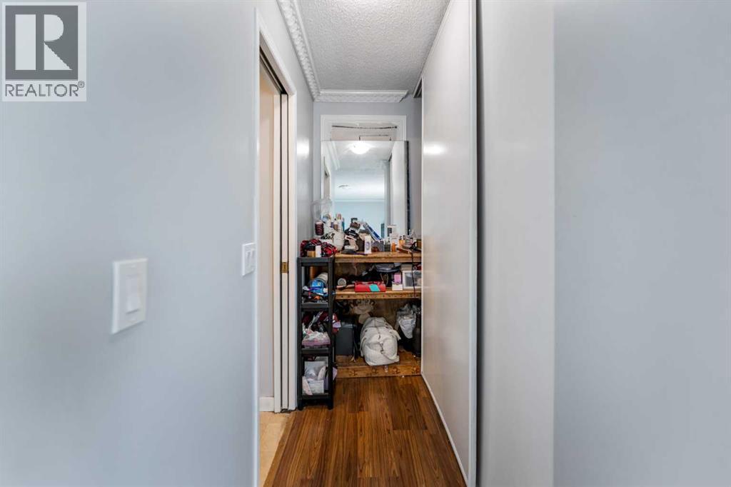 15 Erin Green Way SE - 24