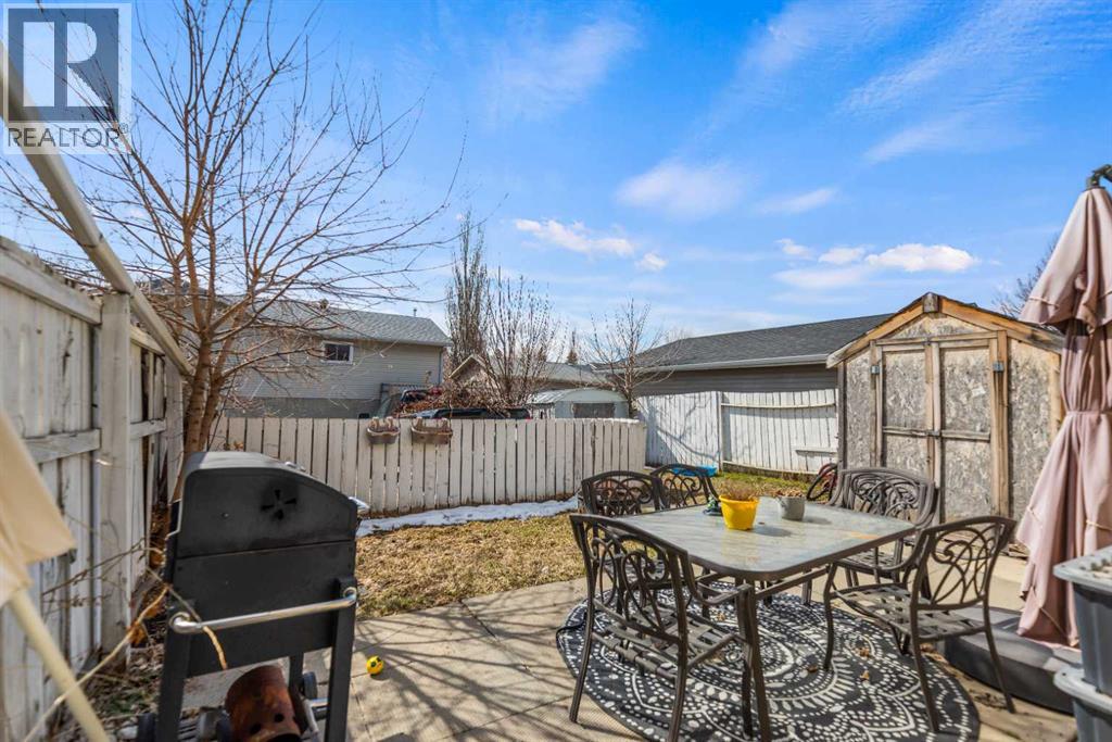 15 Erin Green Way SE - 29