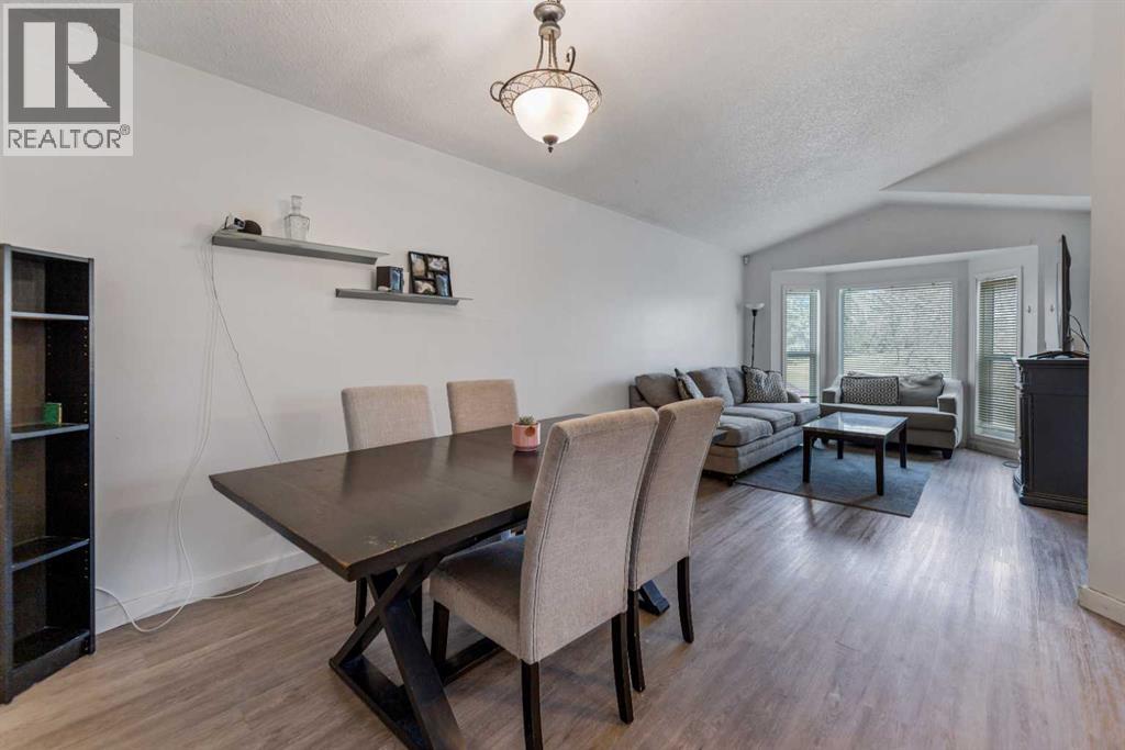 15 Erin Green Way SE - 9