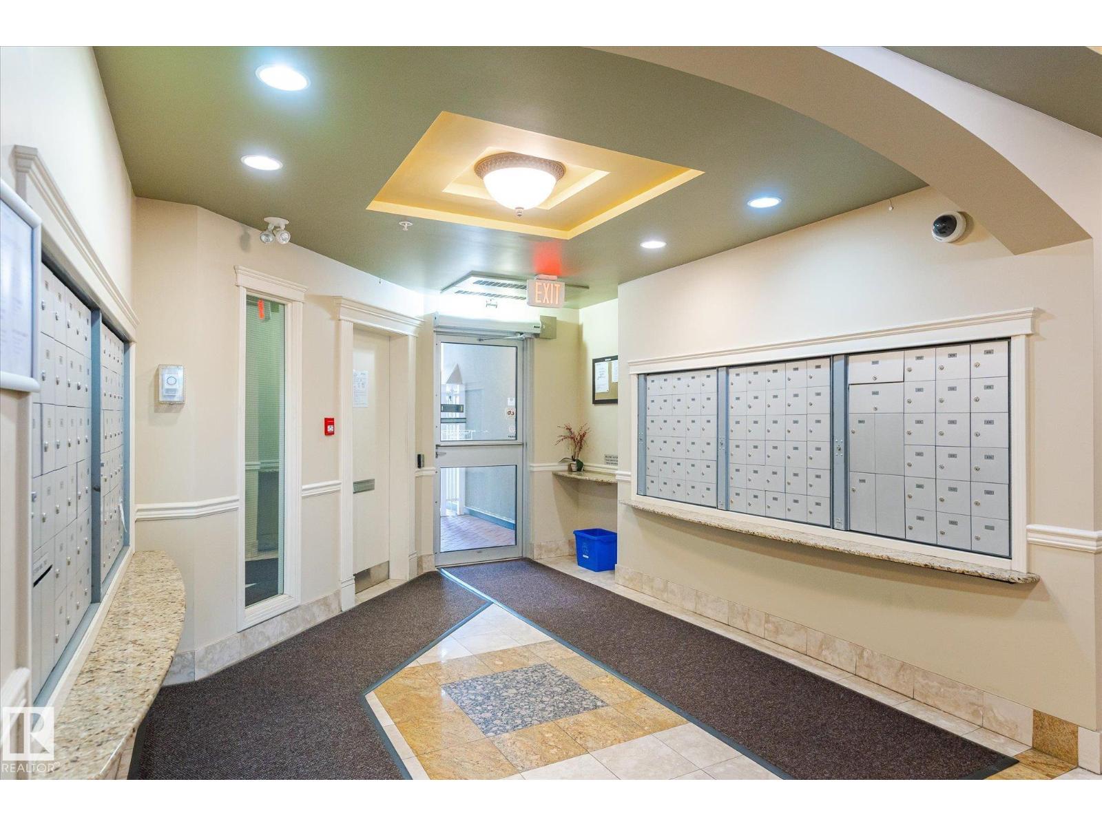#105 10333 112 ST NW - 11