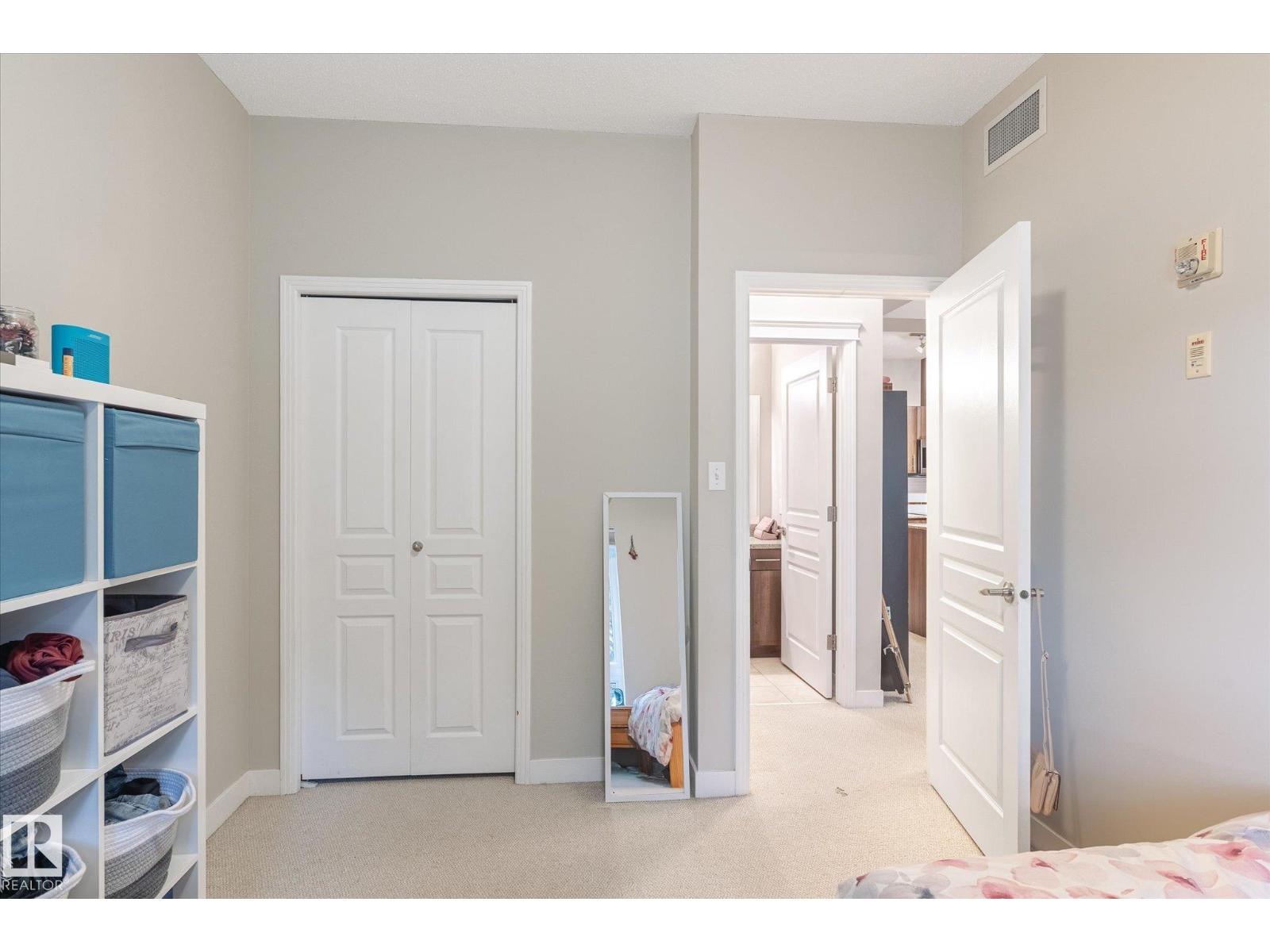 #105 10333 112 ST NW - 29