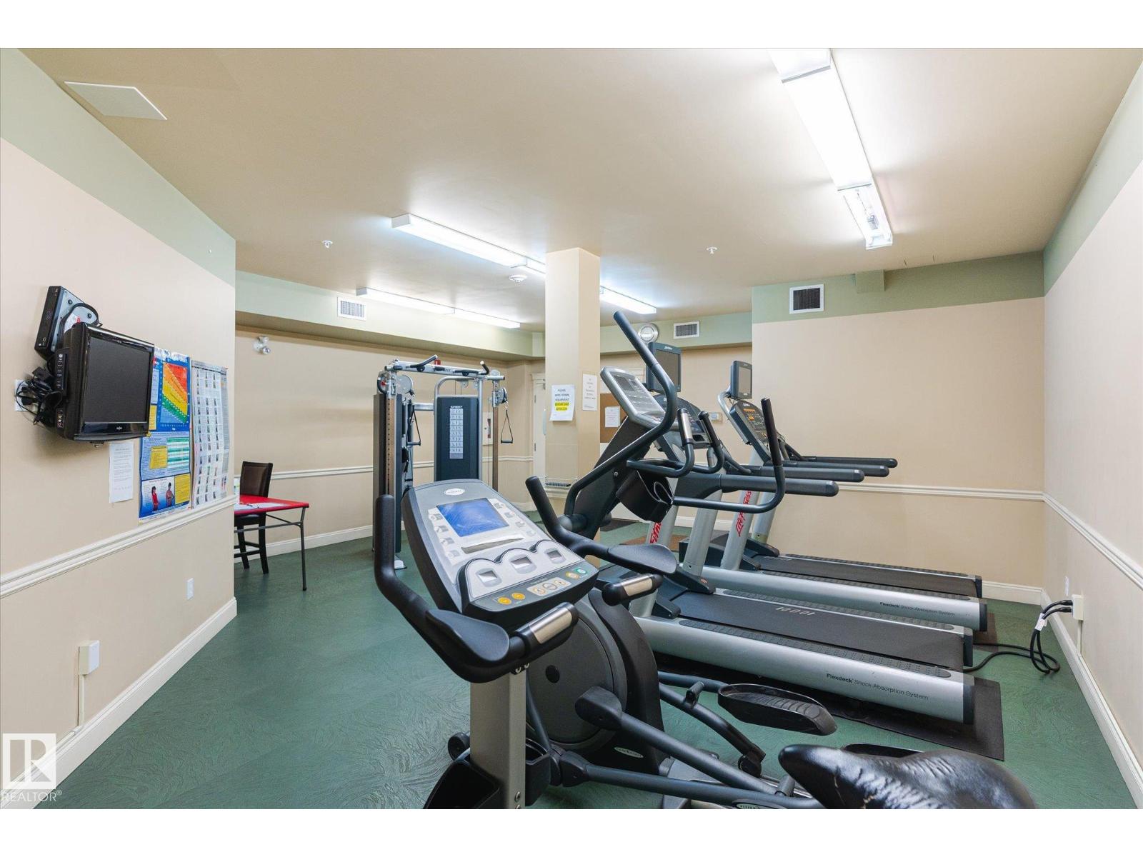 #105 10333 112 ST NW - 39