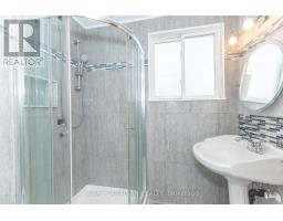 16 Gambello Crescent, Toronto, ON M3J1W3 Photo 30