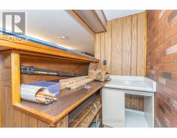 16 Gambello Crescent, Toronto, ON M3J1W3 Photo 42