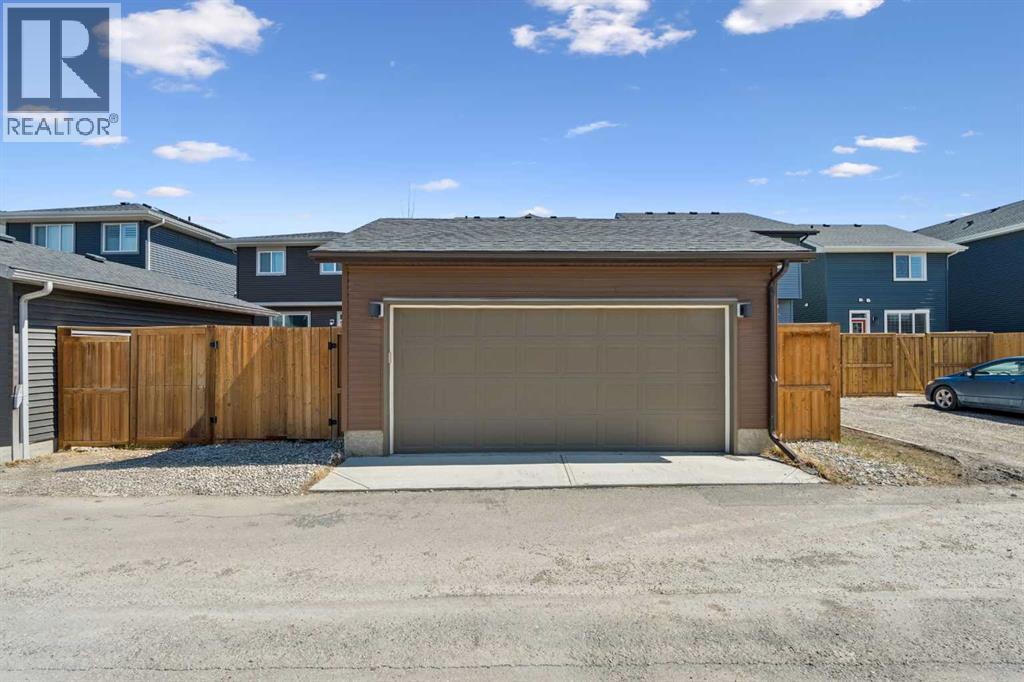 267 Sundown Road West, Cochrane