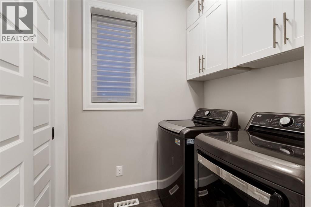 166 Osborne Common SW - 21