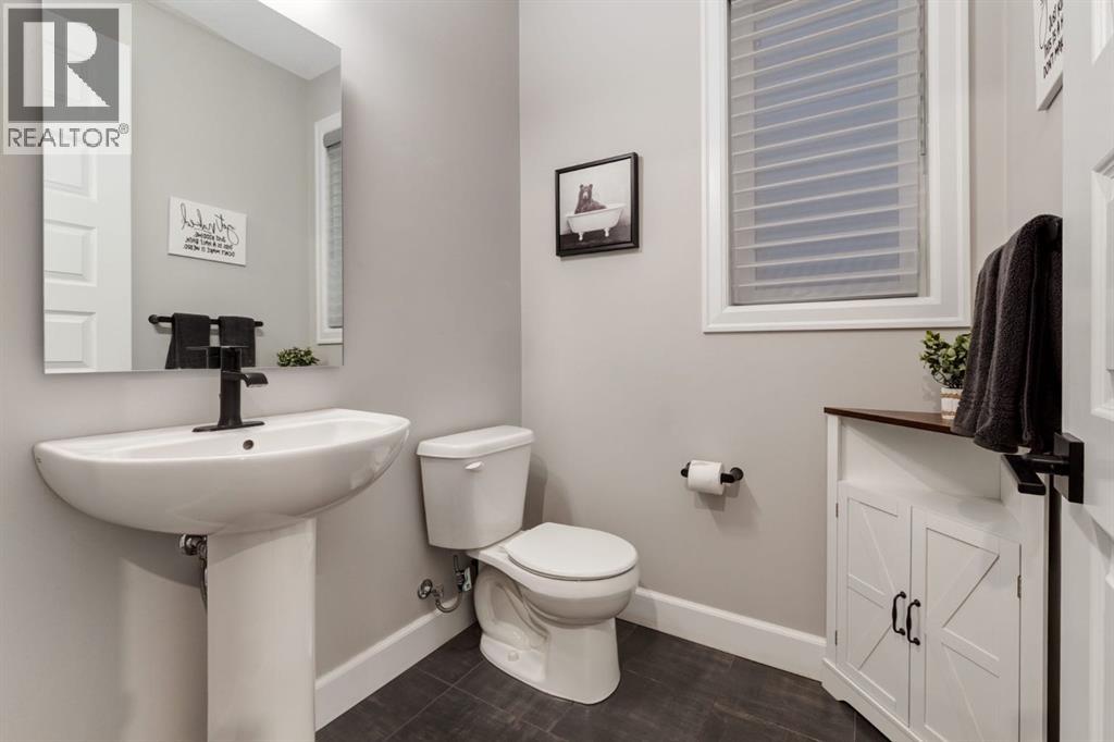 166 Osborne Common SW - 20