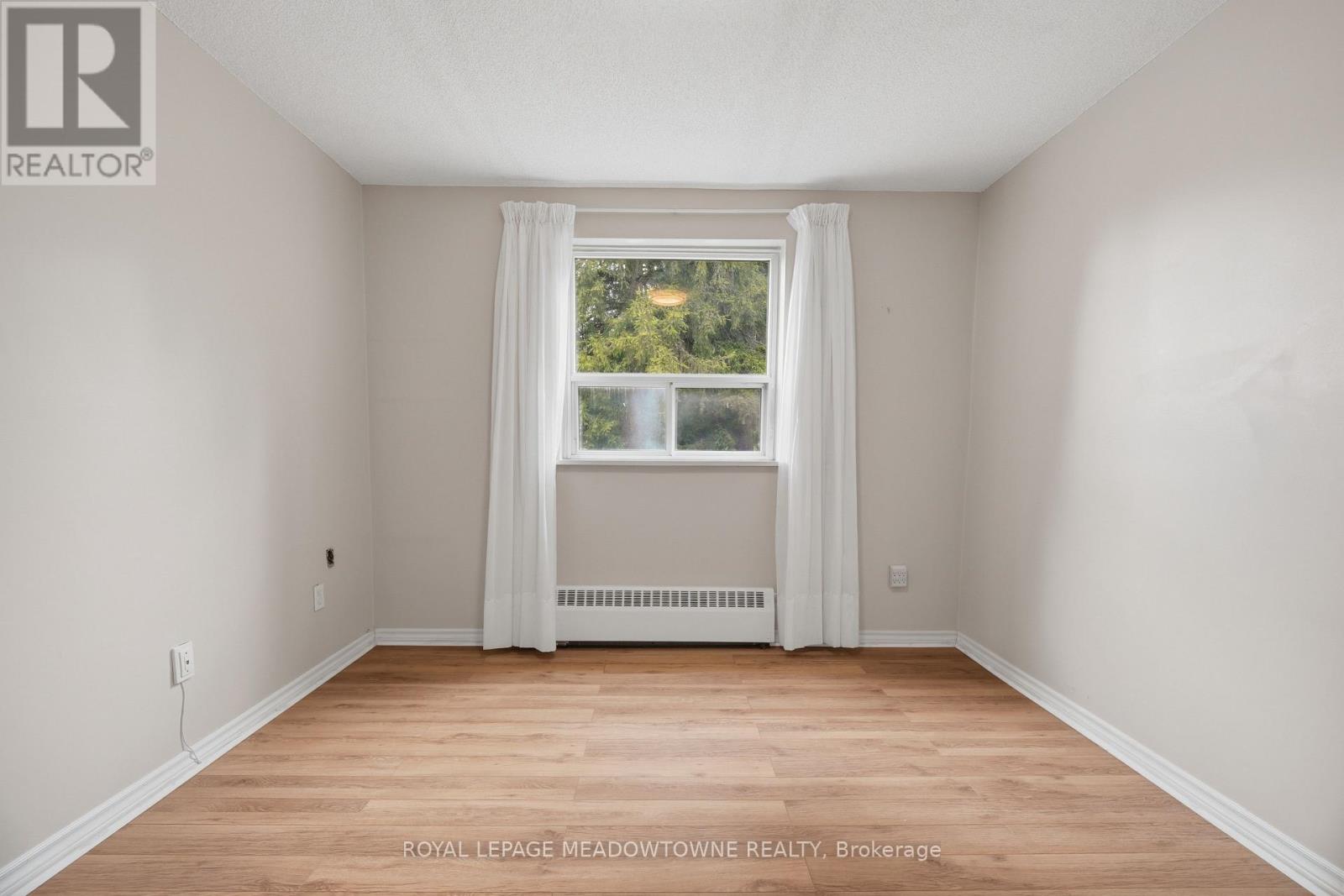 #205 24 RANSOM STREET - 18