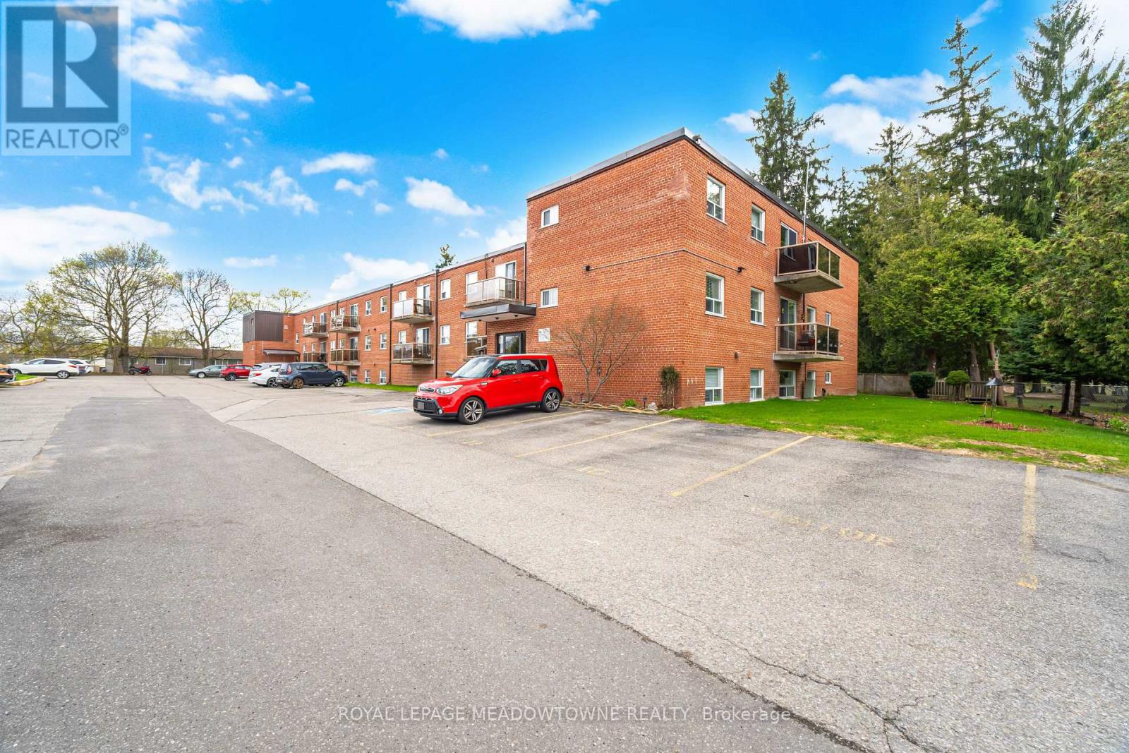 #205 24 RANSOM STREET - 1