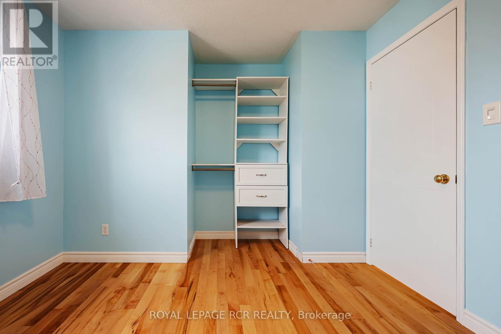 128 COURTNEY CRESCENT - 20