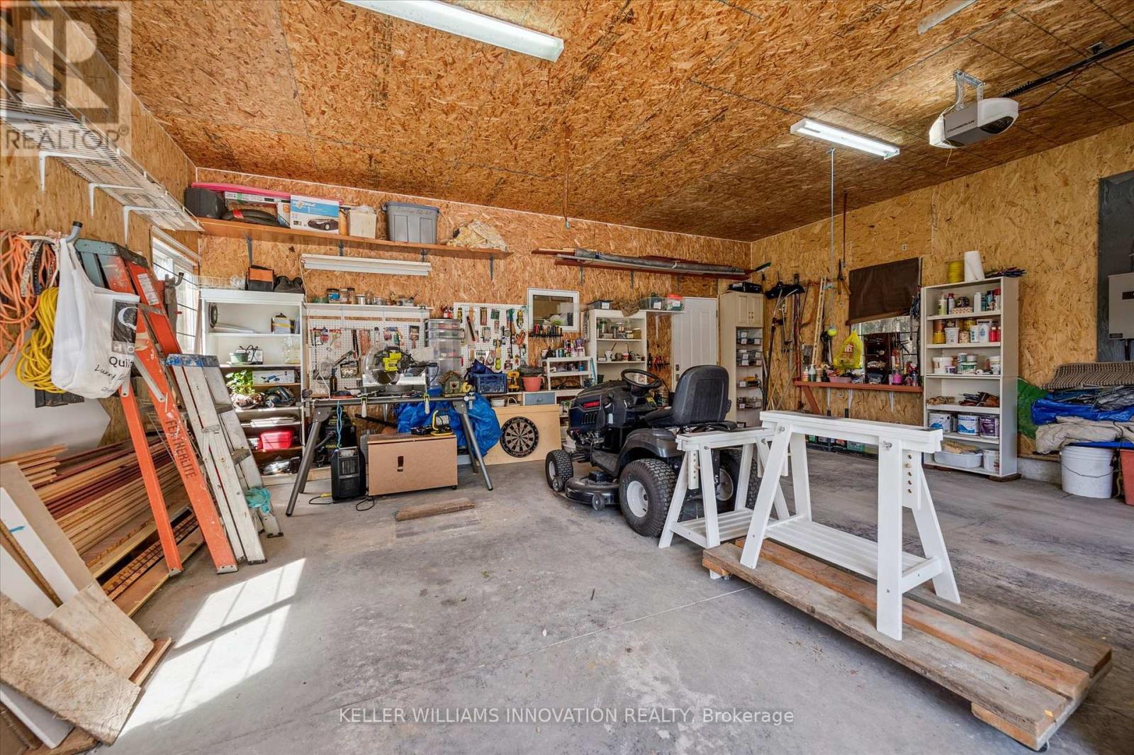 495190 TRAVERSTON ROAD - 31