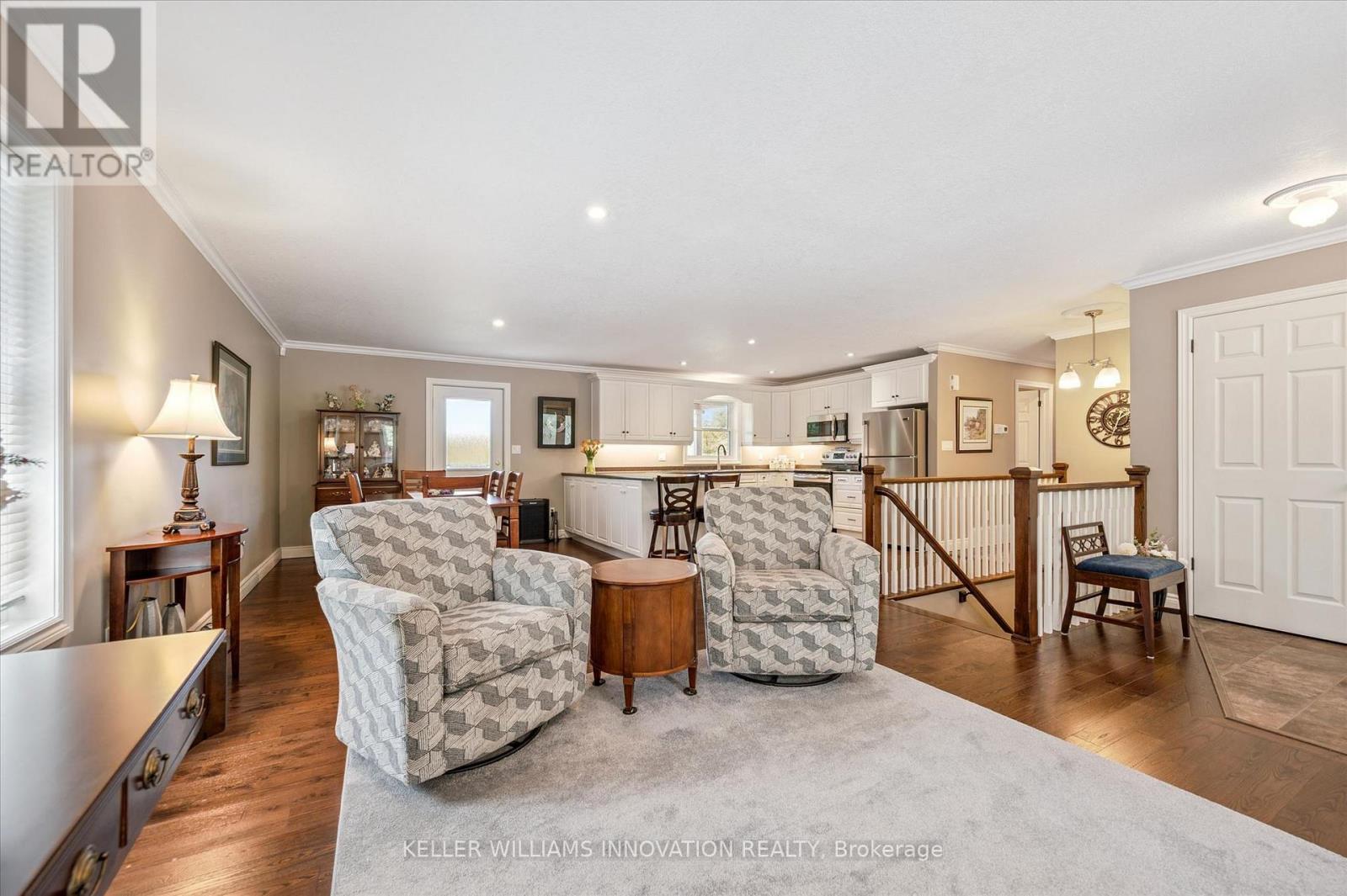 495190 TRAVERSTON ROAD - 5
