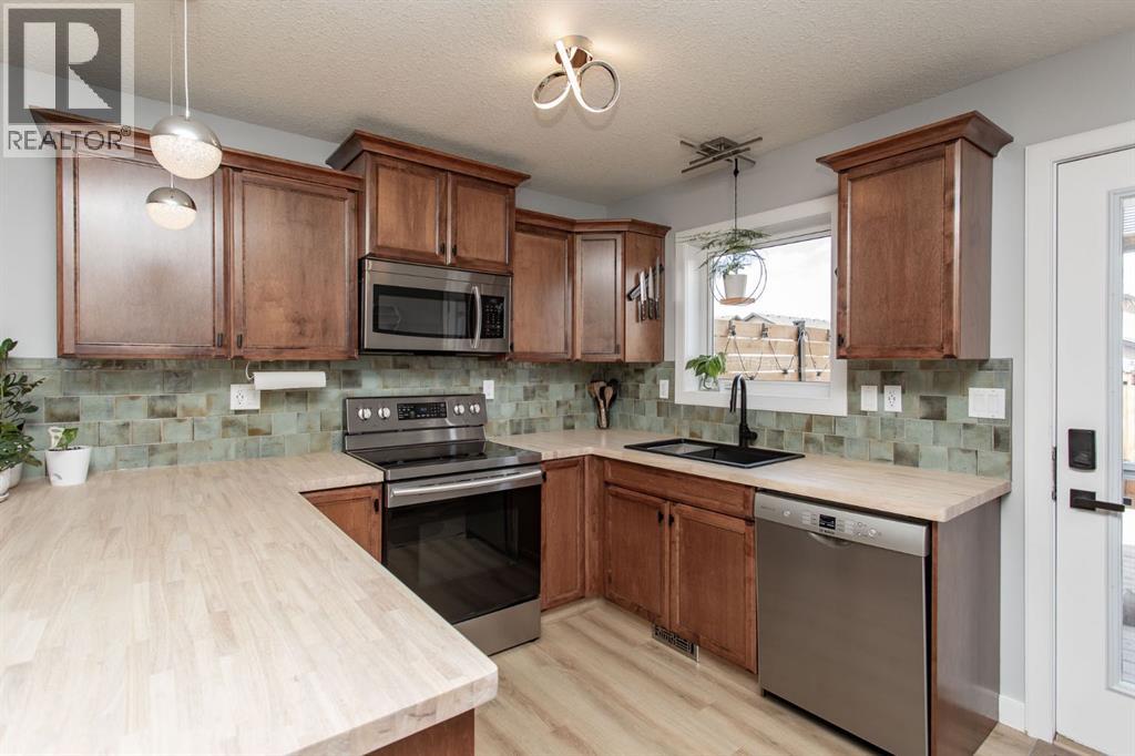 179 Long Close, Red Deer