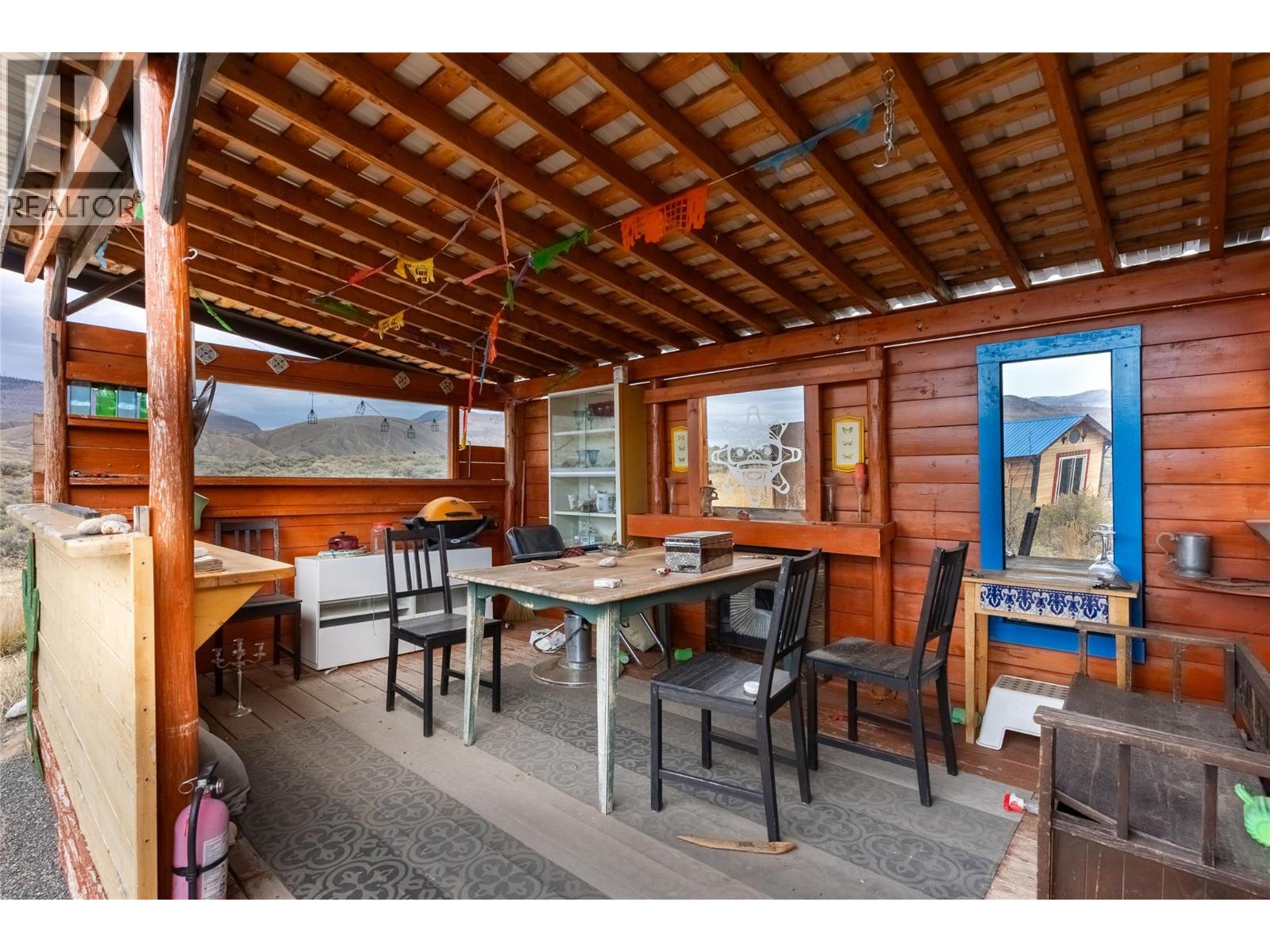 1500 Fehr Way, Cache Creek