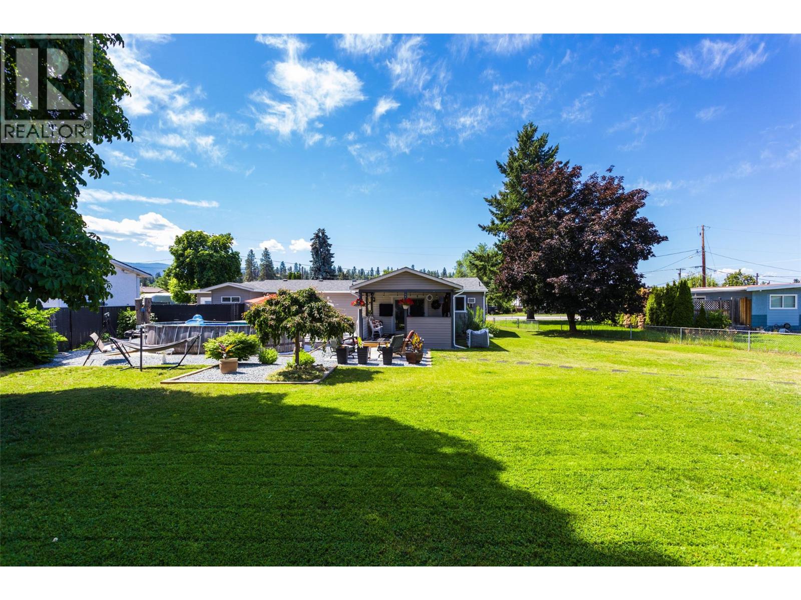 1490 Cornwall Road - 34