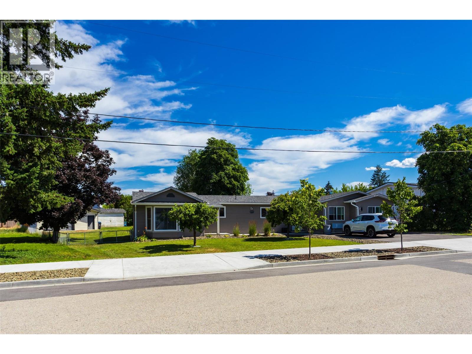 1490 Cornwall Road, Kelowna