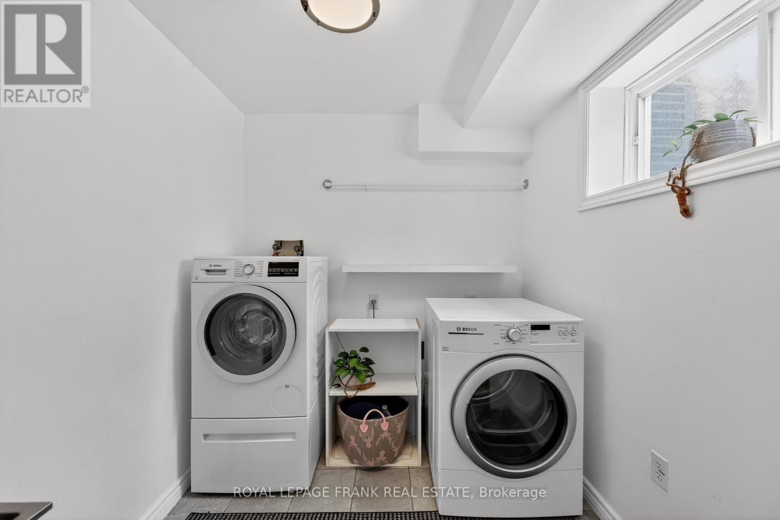19 TROUT LANE - 35