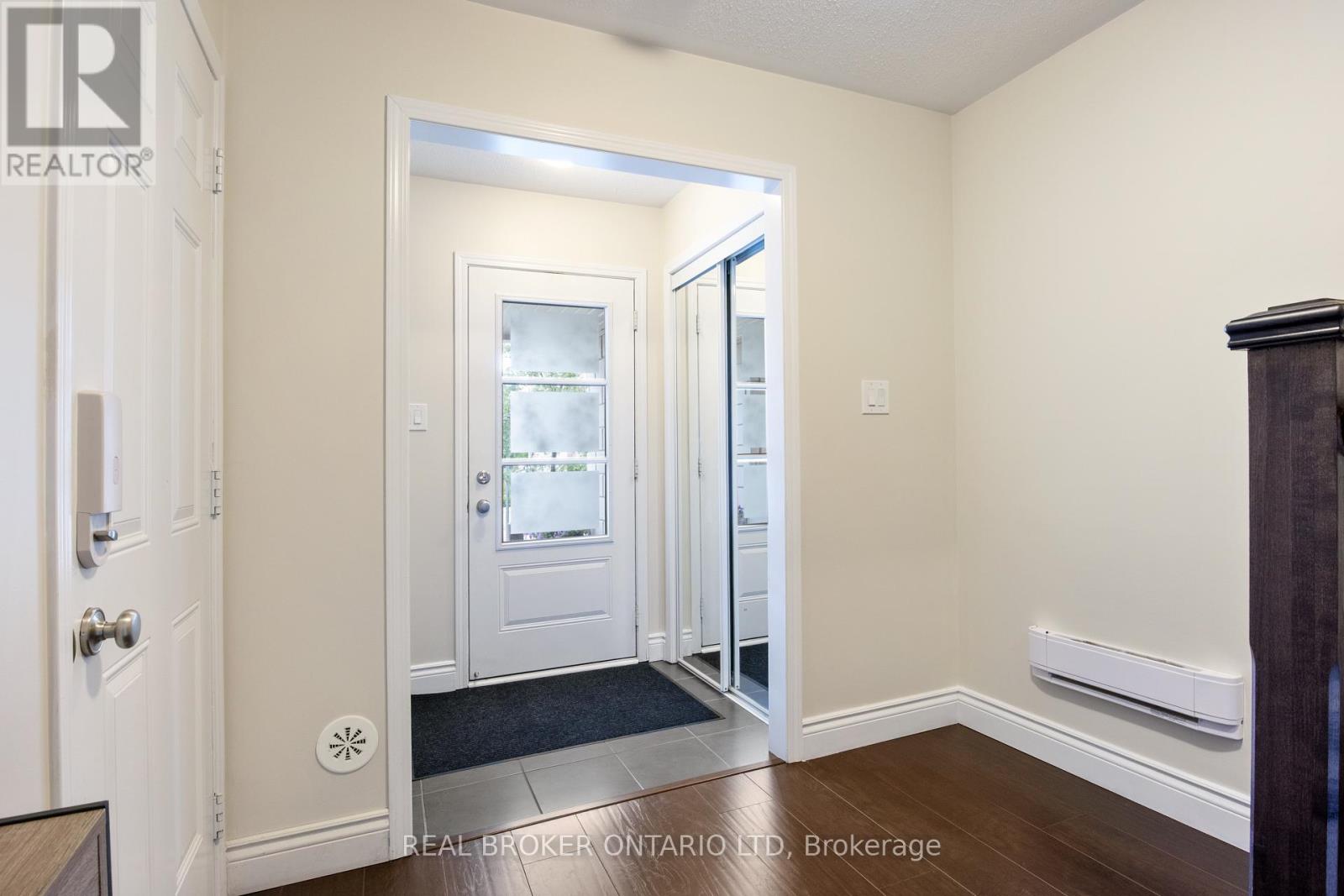 100 BAYCLIFFE CRESCENT - 4