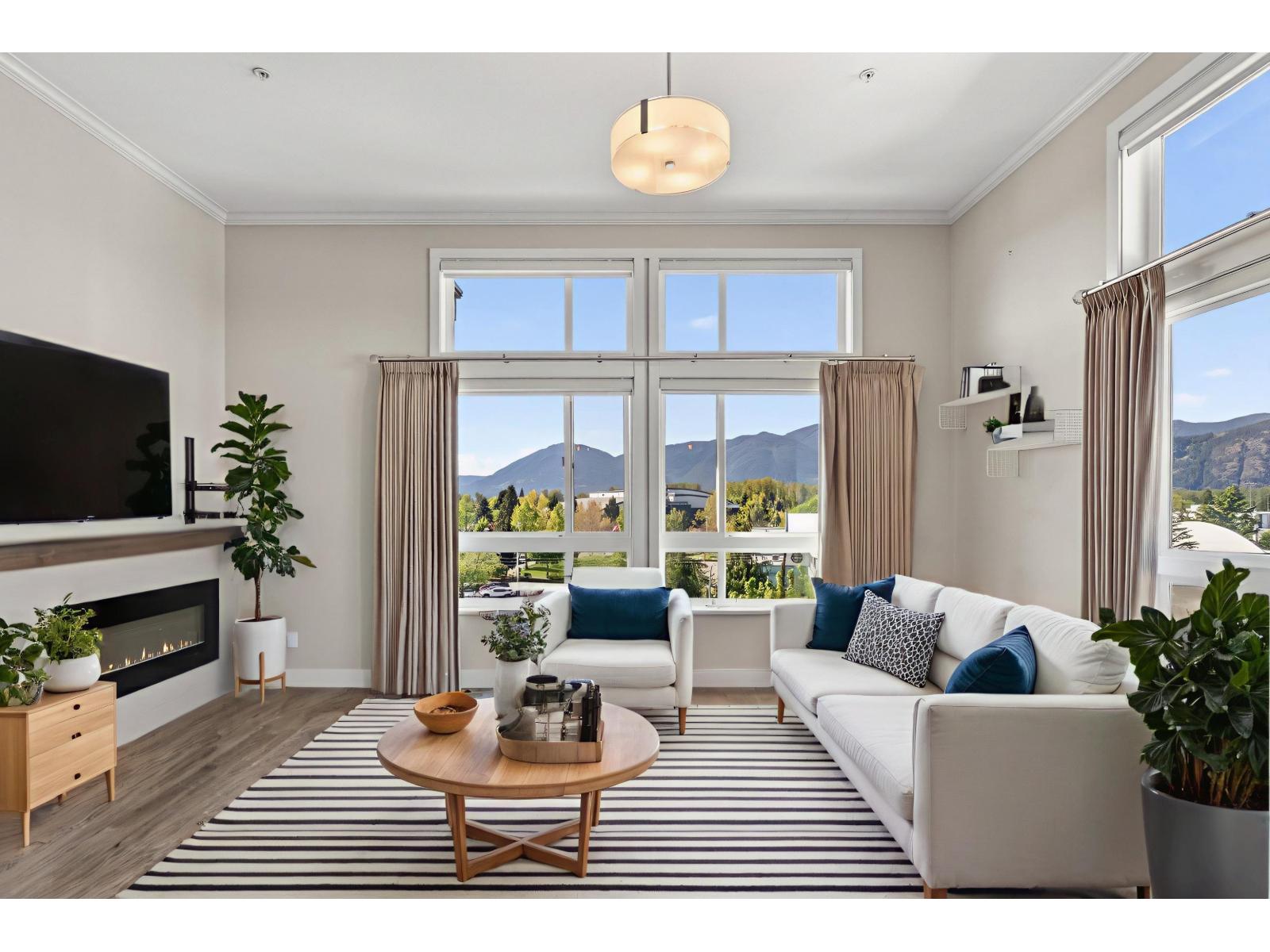 403 9130 CORBOULD STREET, Chilliwack Proper West