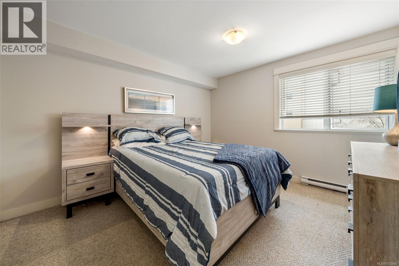 #305 1315 Esquimalt Rd - 12