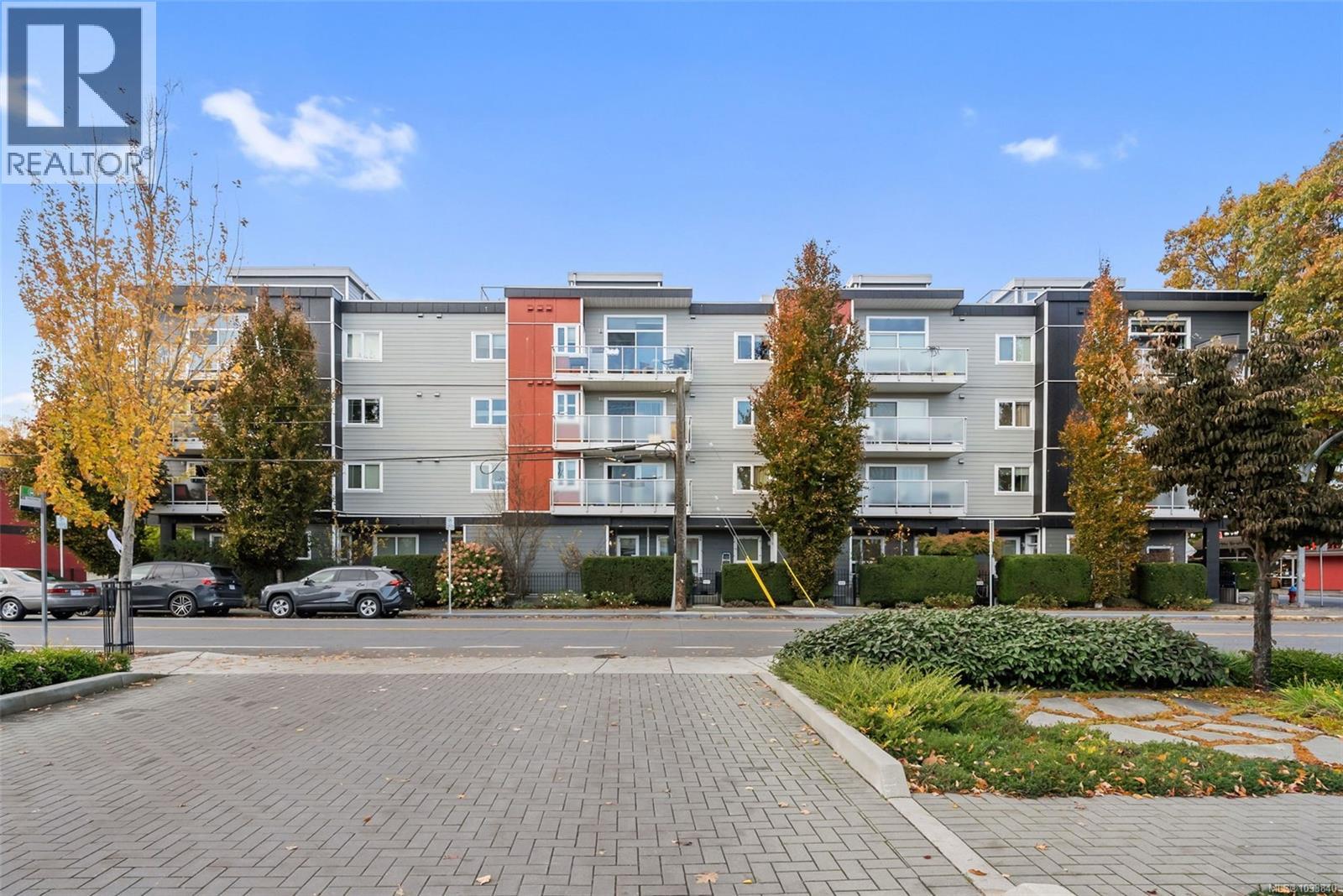 #305 1315 Esquimalt Rd - 22