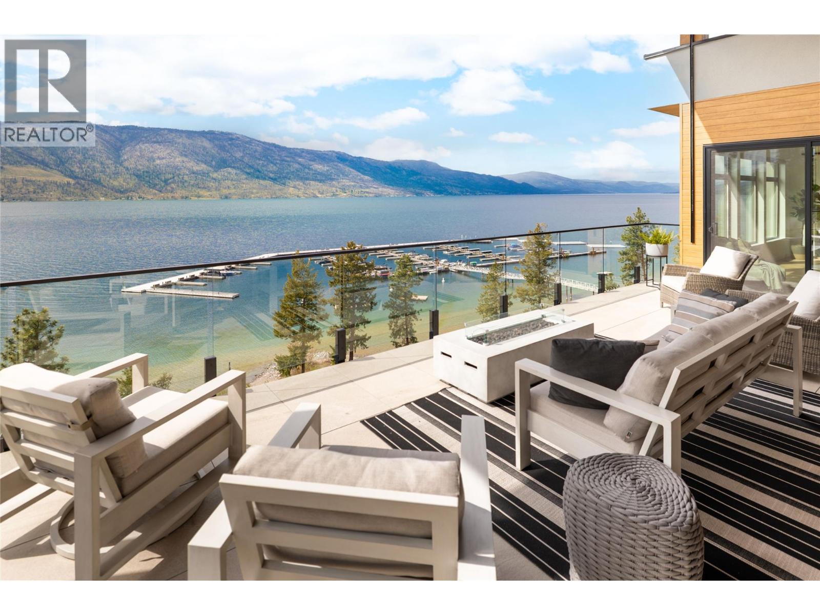 3442 Arrowroot Drive, Kelowna