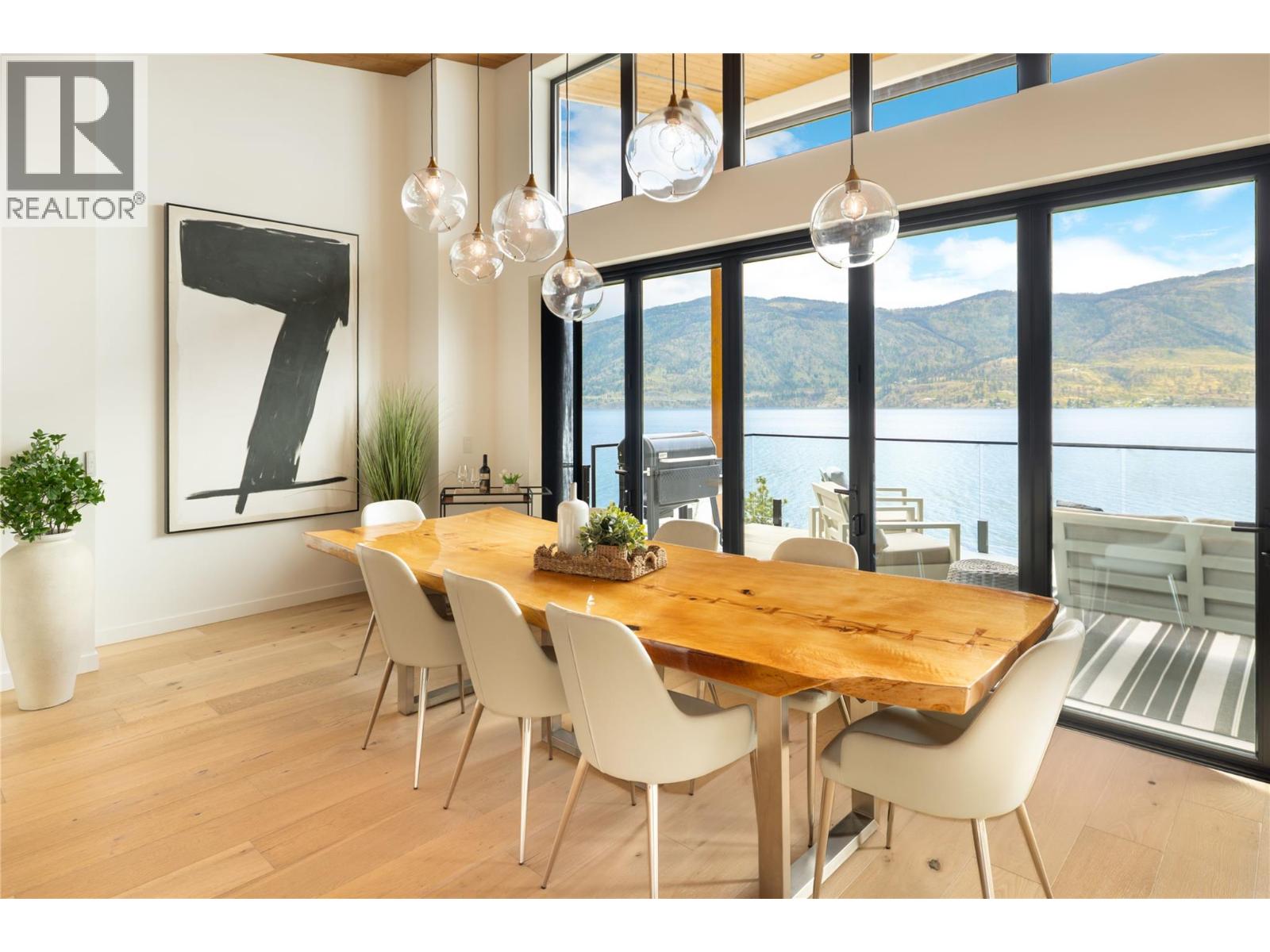 3442 Arrowroot Drive, Kelowna