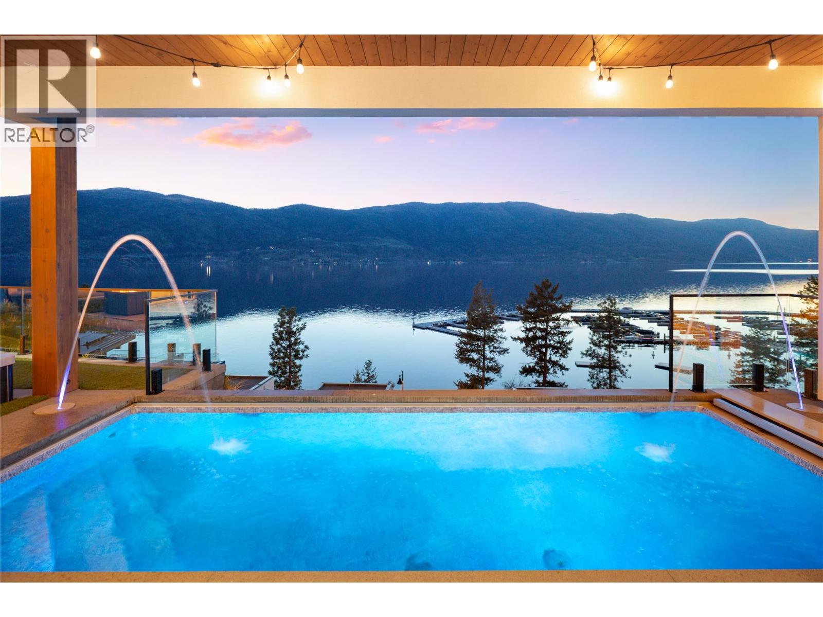 3442 Arrowroot Drive, Kelowna