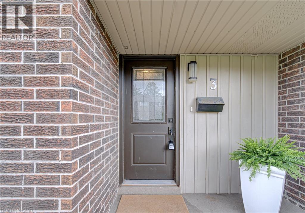 1302 GUELPH Line Unit# 3, Burlington, Ontario, L7P2S9 — Photo 5