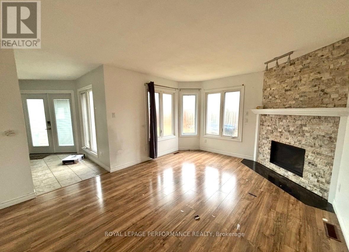 123 NAPOLEON COURT - 4