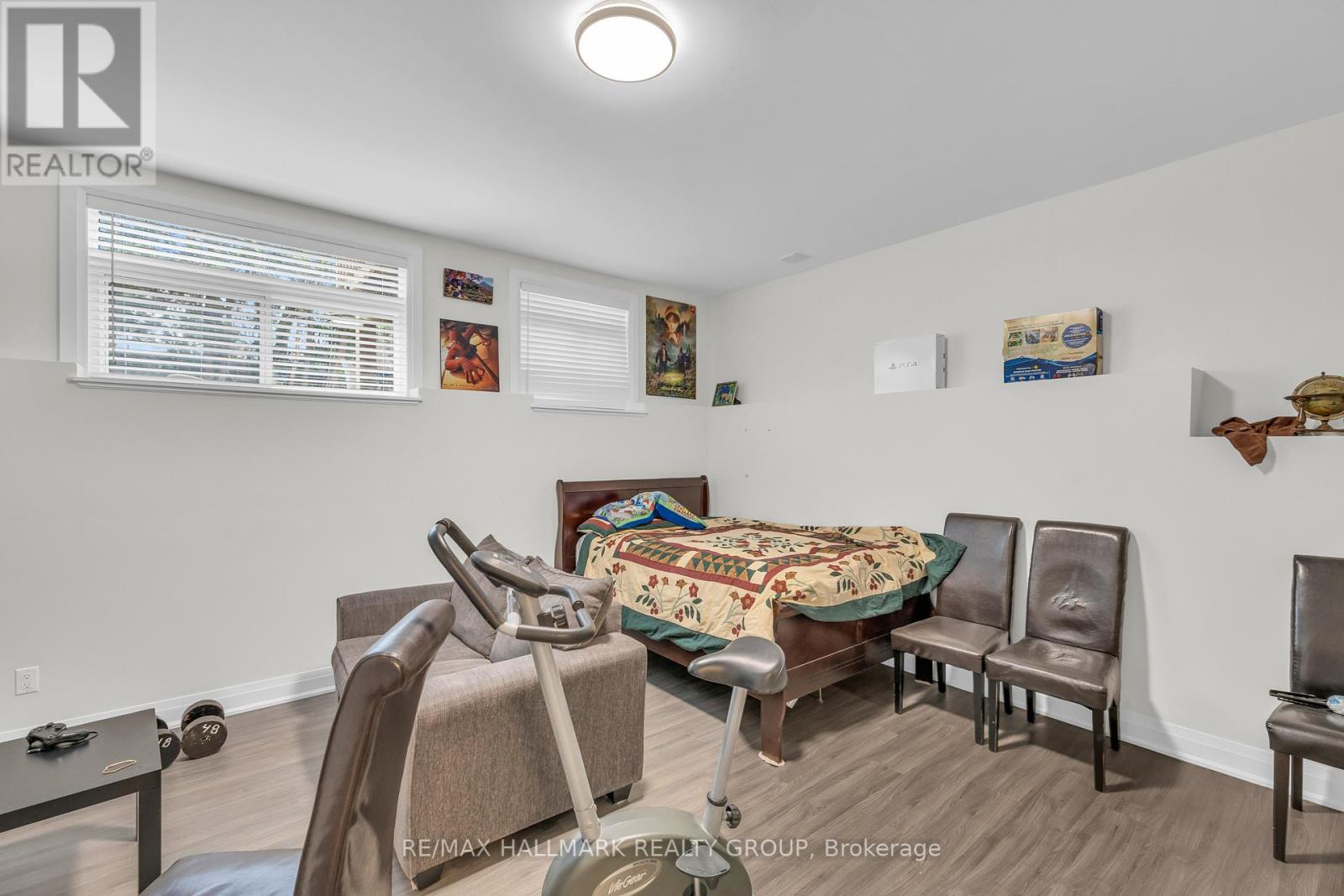 165 LONGPRE STREET - 35
