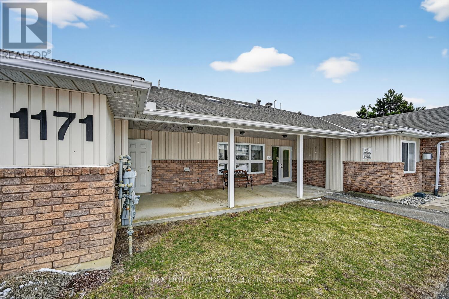 #5 1171 MILLWOOD AVENUE - 1