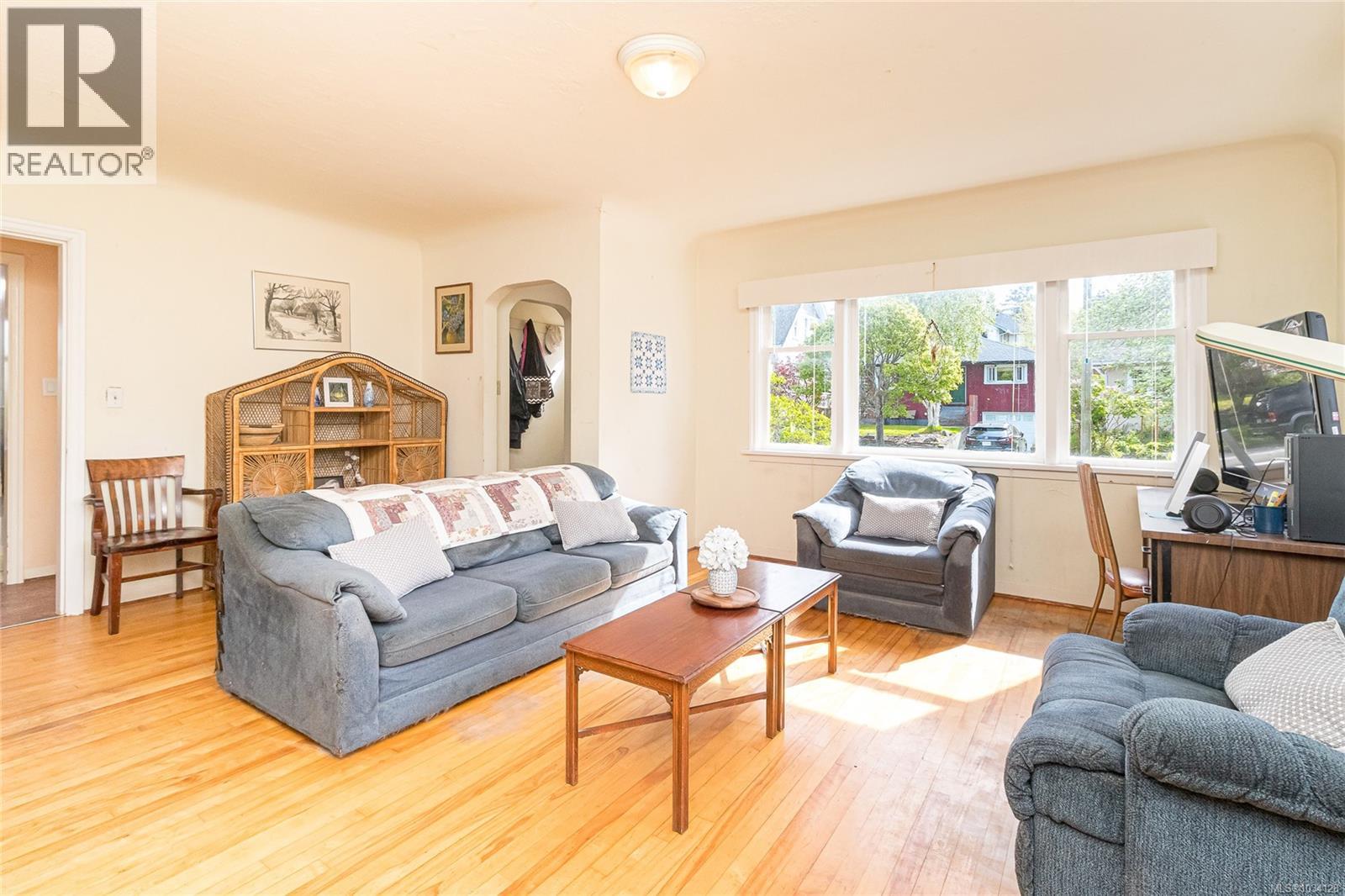  336 Irving Road, Victoria