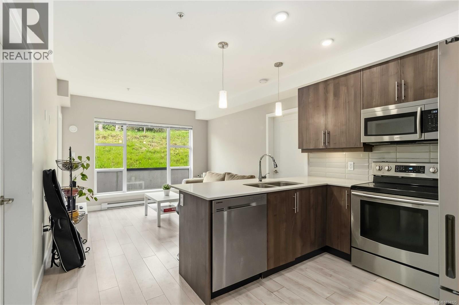 #105 1016 Inverness Rd - 3