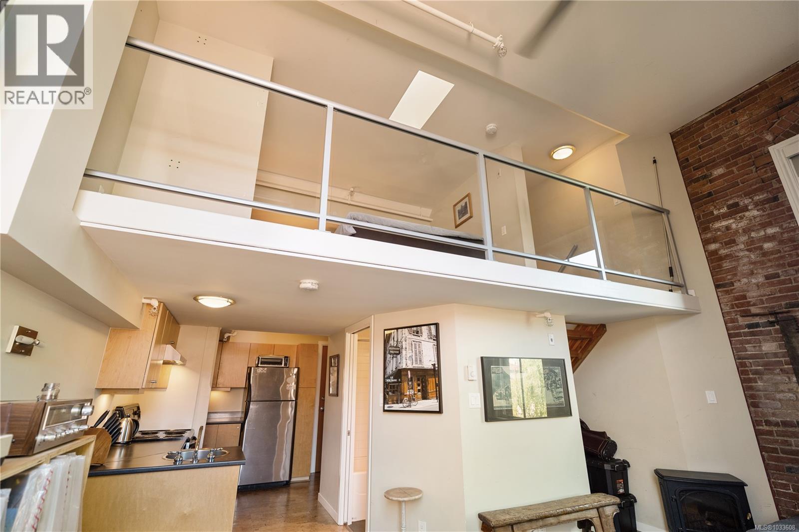 #309 524 Yates St - 9