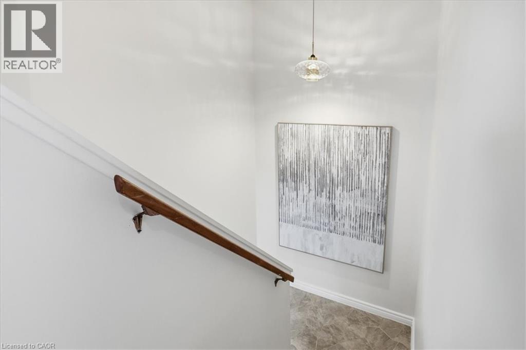 #5 415 MORGAN Avenue - 17